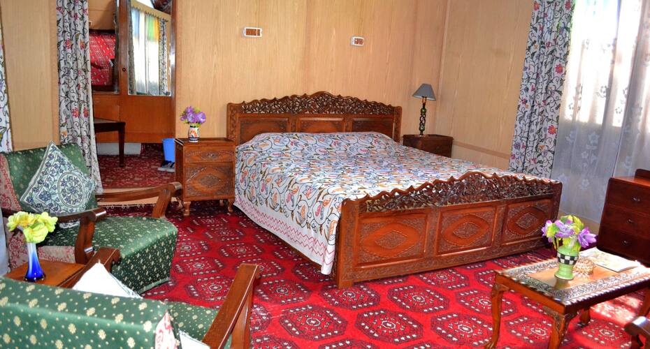 Boktoo Palace Houseboat, Srinagar 4